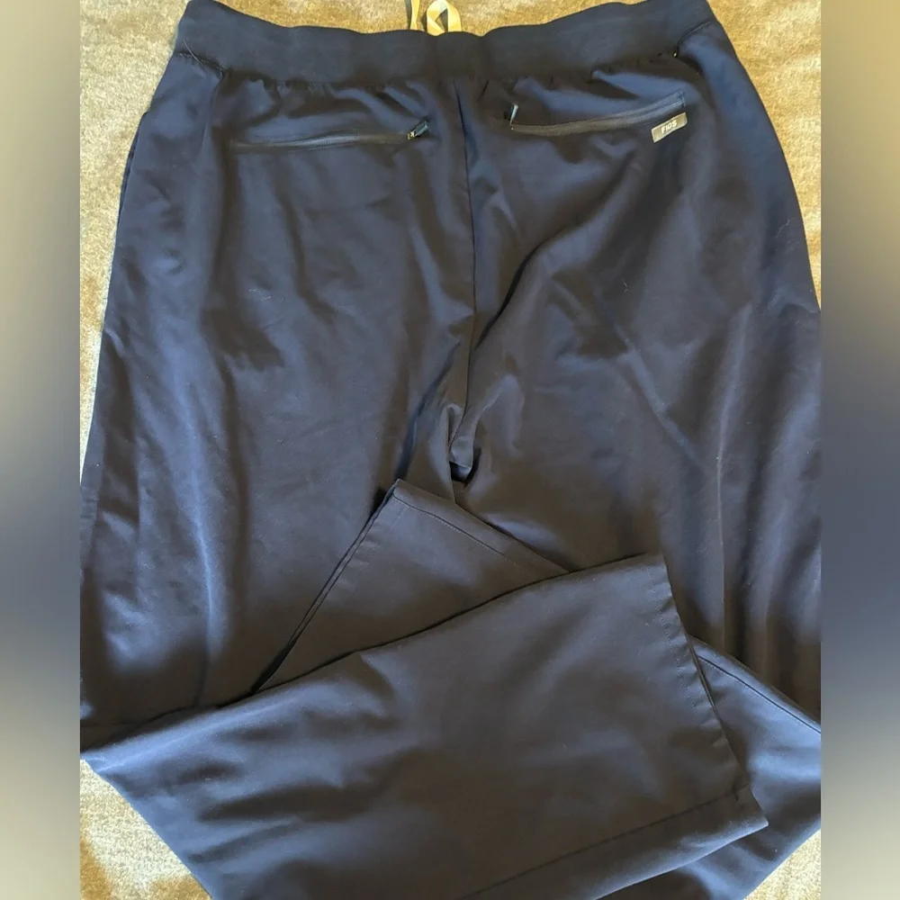 Figs men's navy blue techincal collwction‎ scrubs size XXL